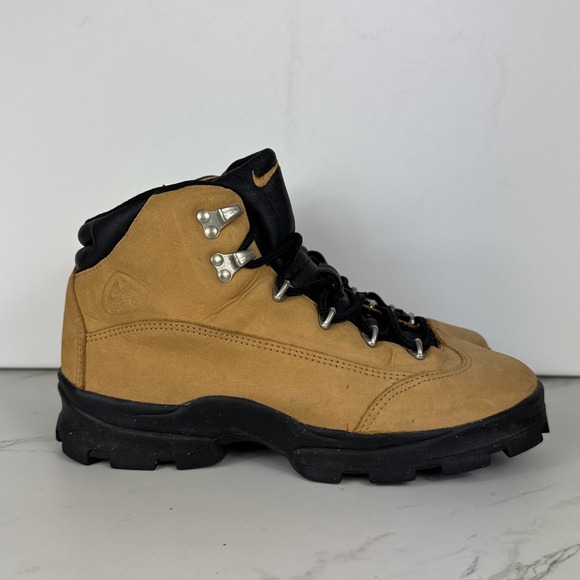 Vintage Nike ACG Air Tumalo Gimli Boots Women 7 Youth 5.5 Tan Leather Hiking 90s - Picture 2 of 12